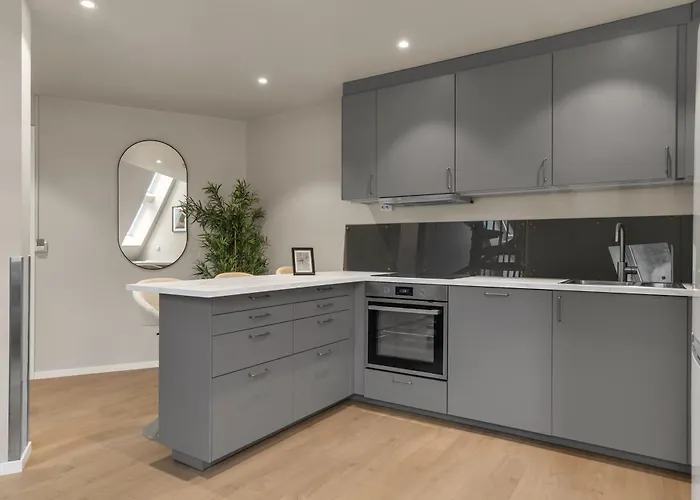 Apartment 307sb10 - Three Bedroom *